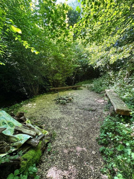 Eckeinfamilienhaus mit Garten, Carport, Pool und 1.5 Zimmern - per sofort verfügbar 22