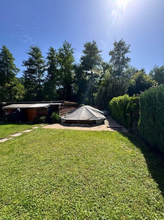 Eckeinfamilienhaus mit Garten, Carport, Pool und 1.5 Zimmern - per sofort verfügbar 19