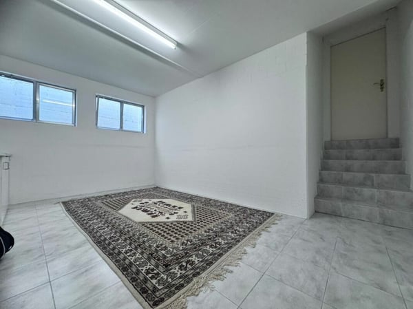 Gepflegtes MFH in Topzustand, solide Mieterschaft, schöne Lage 29