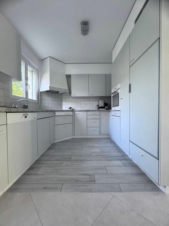 Gepflegtes MFH in Topzustand, solide Mieterschaft, schöne Lage 11