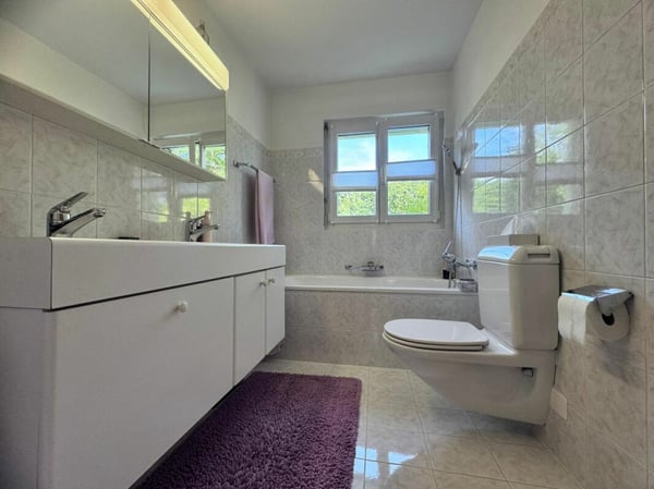 Gepflegtes MFH in Topzustand, solide Mieterschaft, schöne Lage 8