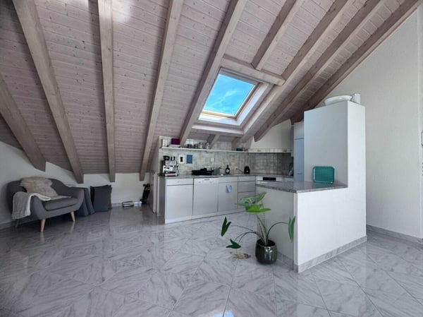 Gepflegtes MFH in Topzustand, solide Mieterschaft, schöne Lage 22