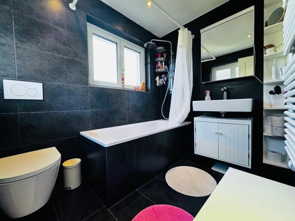 1.5-Zimmer-Eckreihenhaus in Muttenz -  modernisiert, grosser Garten an idealer Lage 6
