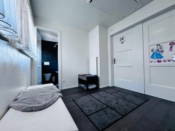 1.5-Zimmer-Eckreihenhaus in Muttenz -  modernisiert, grosser Garten an idealer Lage 5