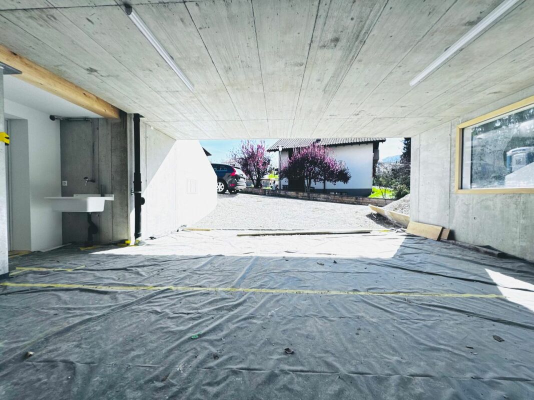 Hochqualitatives 4.5-Zi. EFH - Garten mit Weitsicht, Carport + PP, 3 Nasszellen