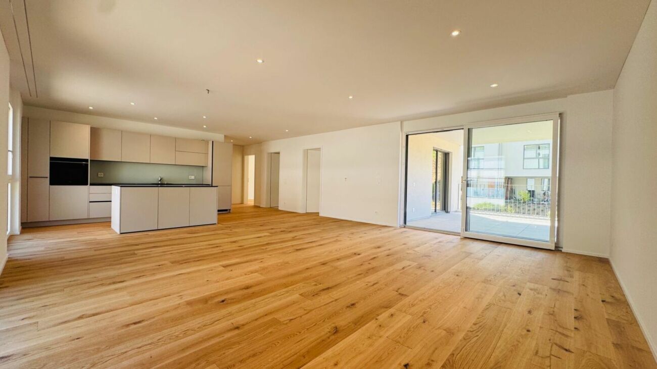 Neubau-Wohnung im 1. OG (w2), Balkon, Lift, Keller und 1 AEHP