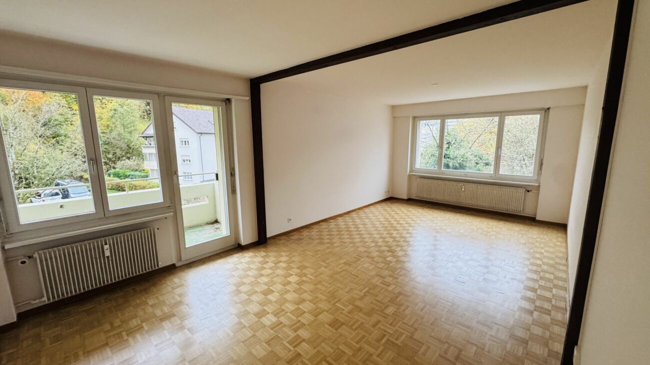 2.5-Zimmer: Balkon, Aussicht, Kellerabteil - per sofort