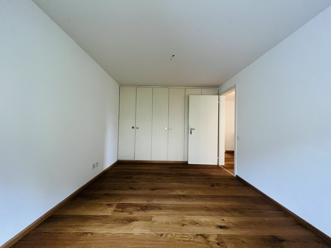4.5-Einfamilienhaus mit Garten, Garagen-Box, Parkplatz an guter Lage