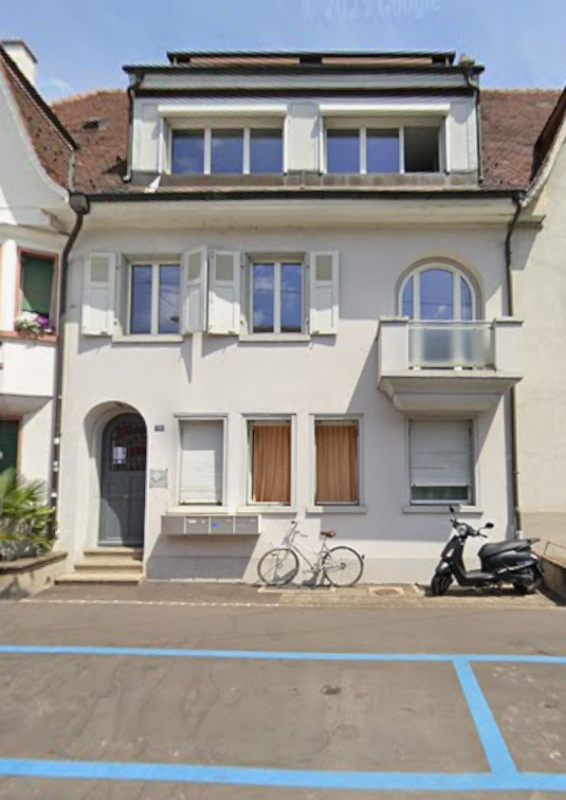 Praktische Büro-/Gewerbefläche mit Tageslicht, Archiv/Lager und WC zur Alleinnutzung