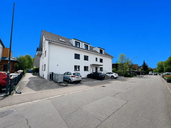 Grosszügige 5.5-Zi.-Maisonette mit Garten, Wintergarten, 2 Nasszellen, Bastelraum & AEHP 1