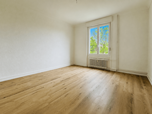 Schöne 2.5-Zimmerwohnung im 2. OG (w4) mit Balkon, eigener Waschmaschine und Kellerabteil 7