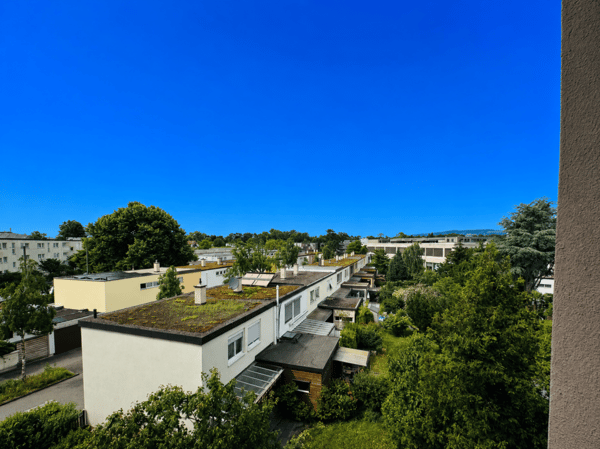 Schöne 2.5-Zimmerwohnung im 2. OG (w4) mit Balkon, eigener Waschmaschine und Kellerabteil 8