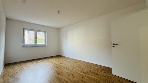 Top 3-Familienhaus im Eigentumsstandard mit 15 Parkplätzen, Werkstatt & Schopf in Zunzgen 24