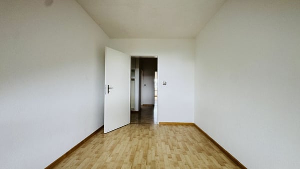 Gemütliche 3.5-Zimmer-Wohnung mit Balkon, Lift, Keller und ca. 80 m² Wohnfläche 6