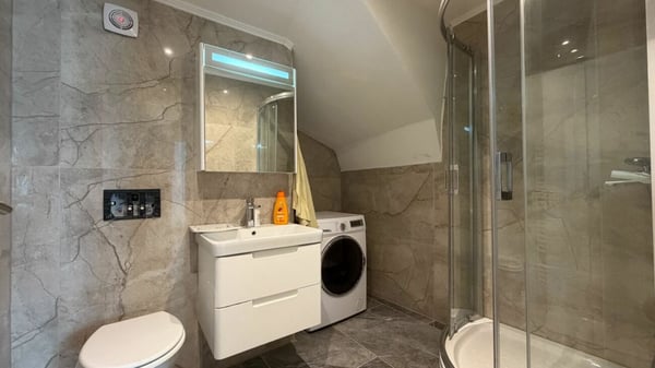 Helle 5-Zimmer-Maisonettewohnung mit grosser Terrasse in Gelterkinden 7