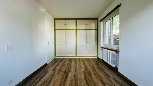 Charmante 3.5-Zimmer Gartenwohnung mit Renovierungen, Sitzplatz und schönem Garten 13