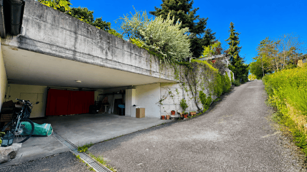 Grosszügiges EFH mit 2 Einliegerwohnung…