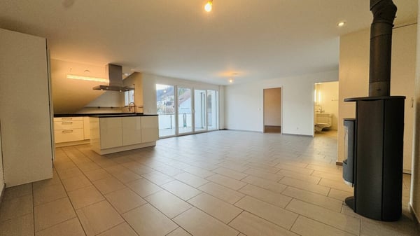 4.5-Zimmer-Maisonette mit Balkon, 2 Nasszellen, 2 Tiefgaragenplätzen, Waschturm und Keller 10