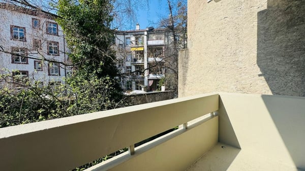 Charmante 3.5-Zimmer-Wohnung im lebendigen Matthäus-Quartier 16
