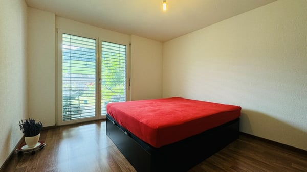 Wunderschönes 5.5-Zimmer Doppelhaus mit Garten, Sitzplatz, Balkon und 2 Parkplätzen 17