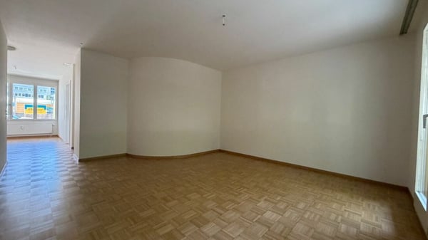 Neu renovierte 3.5-Zimmer-Wohnung mit grossem privatem Sitzplatz - Wohnen in attraktiver Basler Lage 9