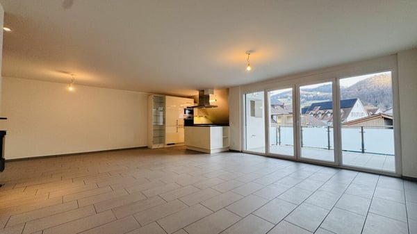 4.5-Zimmer-Maisonette mit Balkon, 2 Nasszellen, 2 Tiefgaragenplätzen, Waschturm und Keller 9