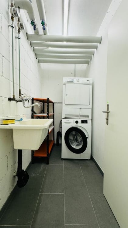 4.5-Zimmer-Maisonette mit Balkon, 2 Nasszellen, 2 Tiefgaragenplätzen, Waschturm und Keller 25