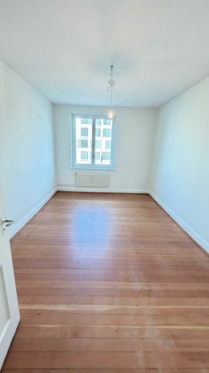 Einfache 2.5-Zimmer-Wohnung mit Balkon und Kellerabteil 7