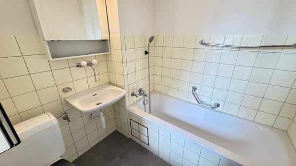 Einfache 2.5-Zimmer-Wohnung mit Balkon und Kellerabteil 6