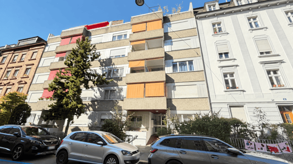 2.5-Zimmer-Eigentumswohnung mit Balkon und Lift in Basel 1