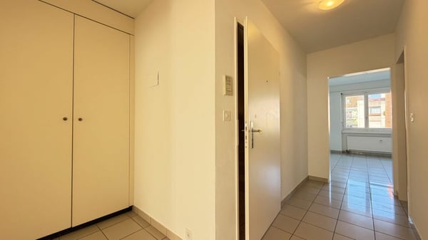 2.5-Zimmer-Eigentumswohnung mit Balkon und Lift in Basel 6