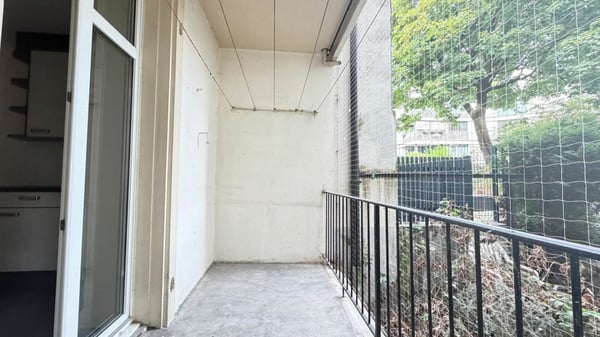 Einfache 2.5-EG-Zimmer-Wohnung mit Balkon und Kellerabteil 6