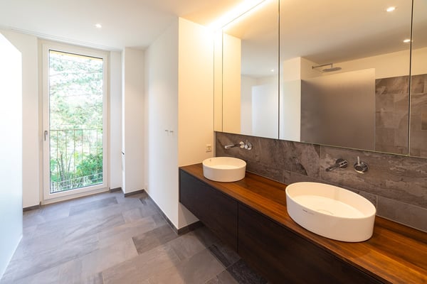 Exklusives Wohnambiente direkt am Rhein - Liegenschaft mit modernem, hochwertigem Innenausbau 12