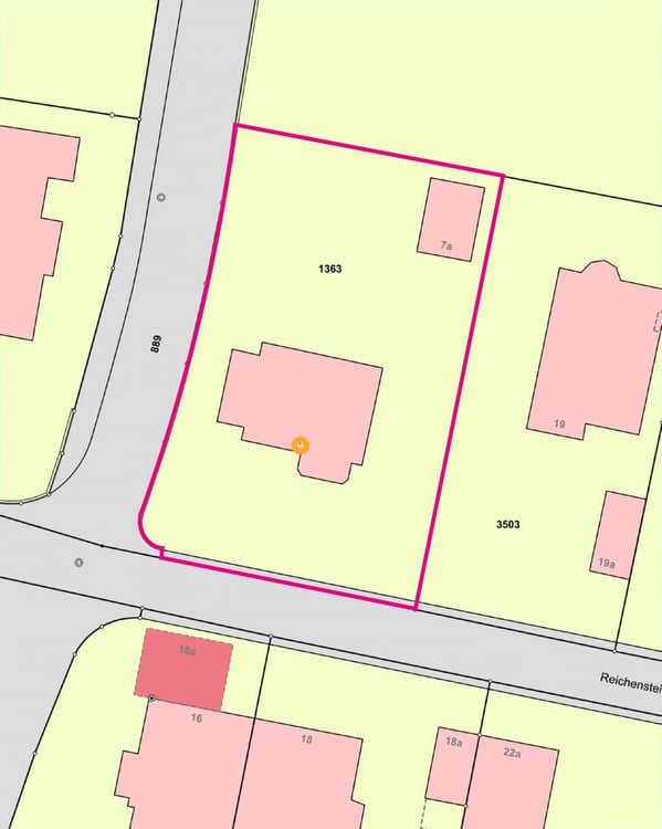 Baulandgrundstück (mit Abbruchliegenschaft) an bevorzugter Lage 2