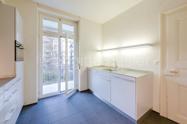 Stilvolle 1-Zimmer-Altbauwohnung an beliebter Lage im Gundeldingerquartier 8