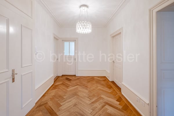 Stilvolle 1-Zimmer-Altbauwohnung an beliebter Lage im Gundeldingerquartier 10