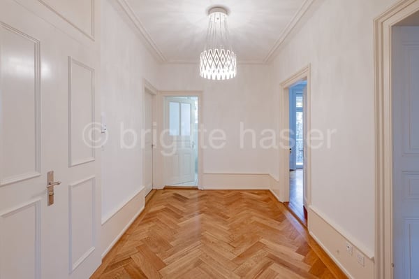 Stilvolle 1-Zimmer-Altbauwohnung an beliebter Lage im Gundeldingerquartier 9