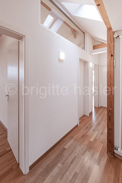 Schöne 7.5-Zi-Eigentumswohnung im Dachgeschoss an beliebter Riehener Lage 6