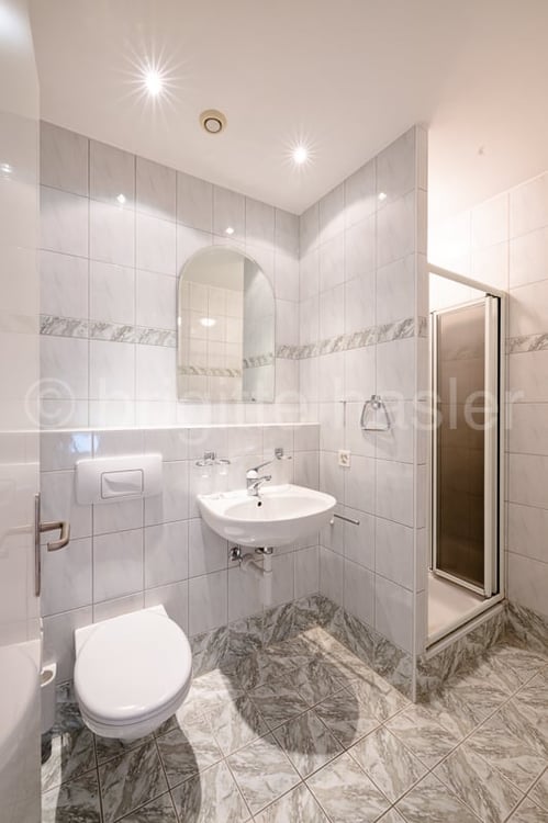 4.5-Zimmer-Maisonette-Wohnung in historischem Gebäude (saniert)  im Ortskern von Riehen 11