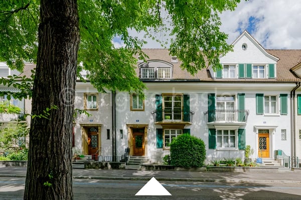 8-Zimmer-Stadthaus an beliebter Wohnlage im Bachletten-Quartier 2