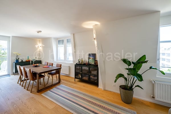 Stilvolle, sanierte 4.5-Zimmer-Eigentumswohnung (2.OG) an beliebter Lage unweit des Schützenmattpark 7