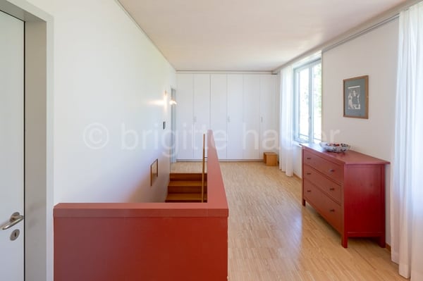 Wohnen im Grünen: 5-Zimmer-Eckeinfamilienhaus an exklusiver Lage am Buremichelskopf 10