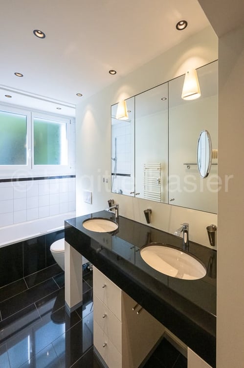 Seltene 3.5-Zimmer-Wohnung nähe Wenkenpark 9