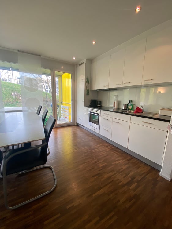 Charmante 2.5-Zimmer-Wohnung mit Balkon in Hägendorf 5