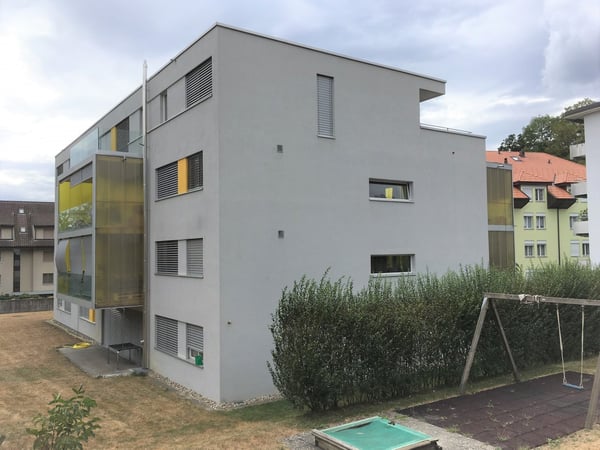 Charmante 2.5-Zimmer-Wohnung mit Balkon in Hägendorf 1