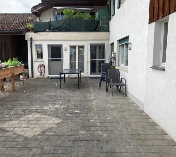 Geräumige 5.5-Zimmer-Wohnung im Herzen von Niederbuchsiten 11