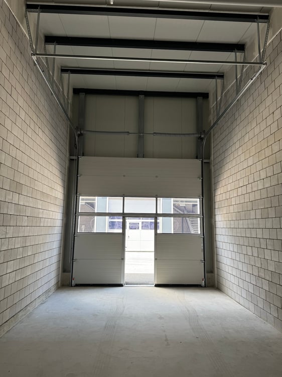 Neubau 2025 - Moderne, letzte einstöckige Gewerbeboxe in Wallbach (reserviert) 4