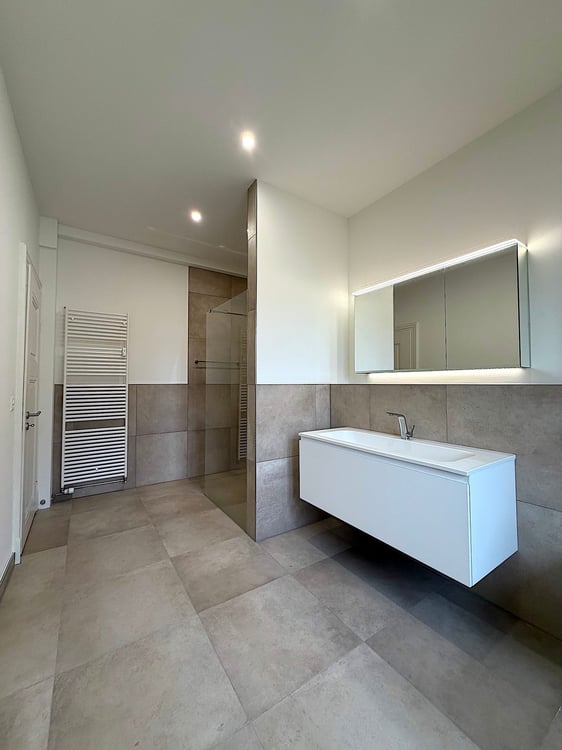 Moderne 1.5 Zimmer Etagenwohnung zentral gelegen 6