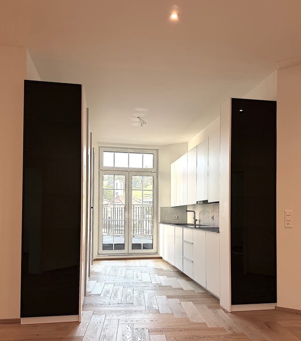 Moderne 8.5 Zimmer Etagenwohnung zentral gelegen 7