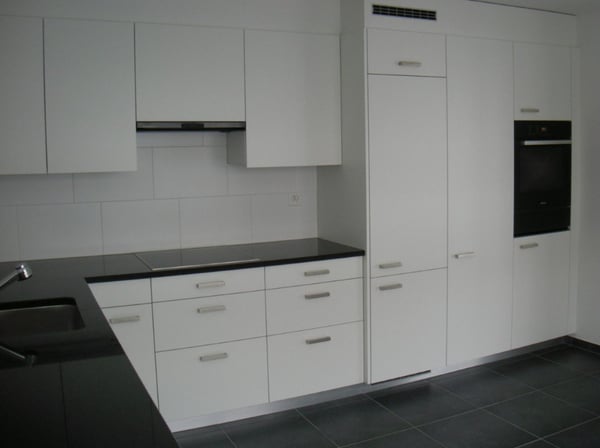 Moderne, neuwertige 3.5 Zimmer Etagenwohnung mit separater Waschküche 5